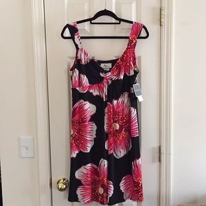 Black and 🌺🌹🌸🌷Print Tank Sleeve Dress